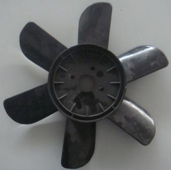 Крыльчатка радиатора М 412 4-лопасти