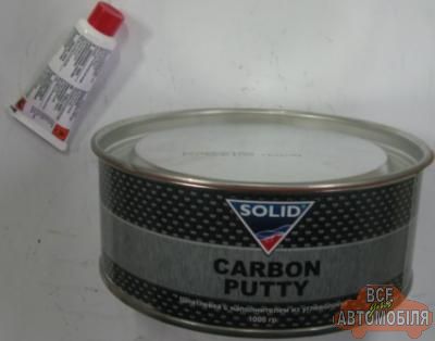 Шпатлiвка SOLID CARBON з вуглеволокнистим наповнювачем 1.0 кг.